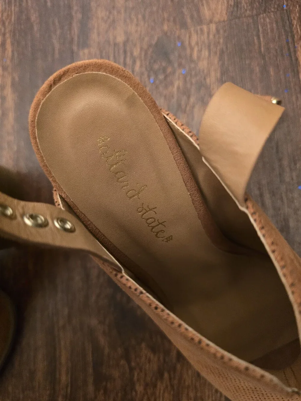 NEW! Altard State Women's Perforated Slingback Block Heel Sandal - Tan